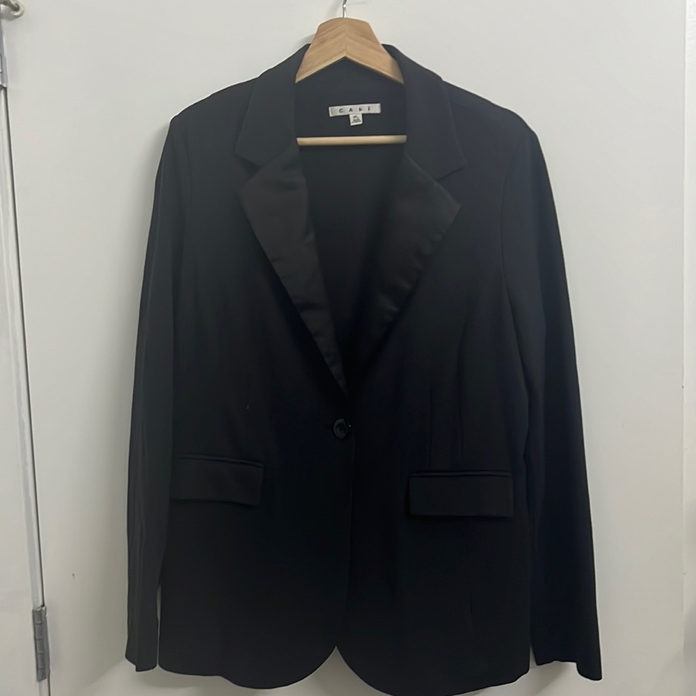 CAbi Solid Black Tuxedo Blazer Style 701 Size XLarge excellent used condition